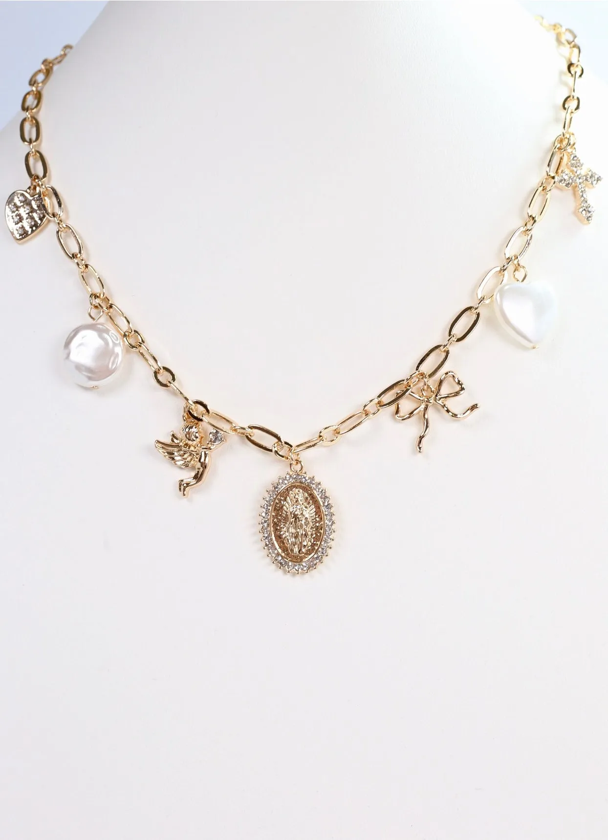 Caroline Hill - Mante Charm Necklace Gold