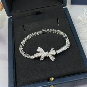 Elegant High-Grade Zircon Bow Stitching Bracelet