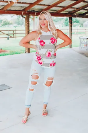 Fresh Feeling Floral Top