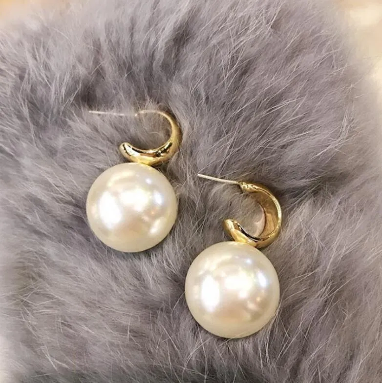 Just lil things White Pin  Earrings  jlt11423